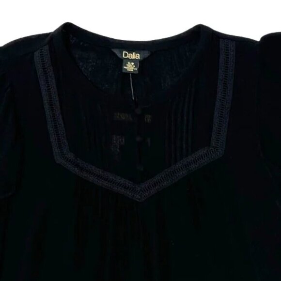 NEW Dalia Crepe 100% Viscose Top | Black - Picture 2 of 5